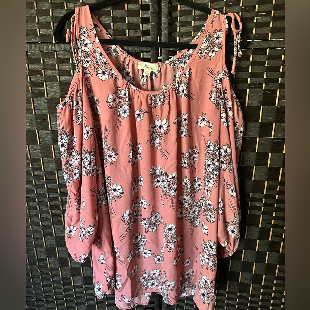 Peachy pink floral cold shoulder top